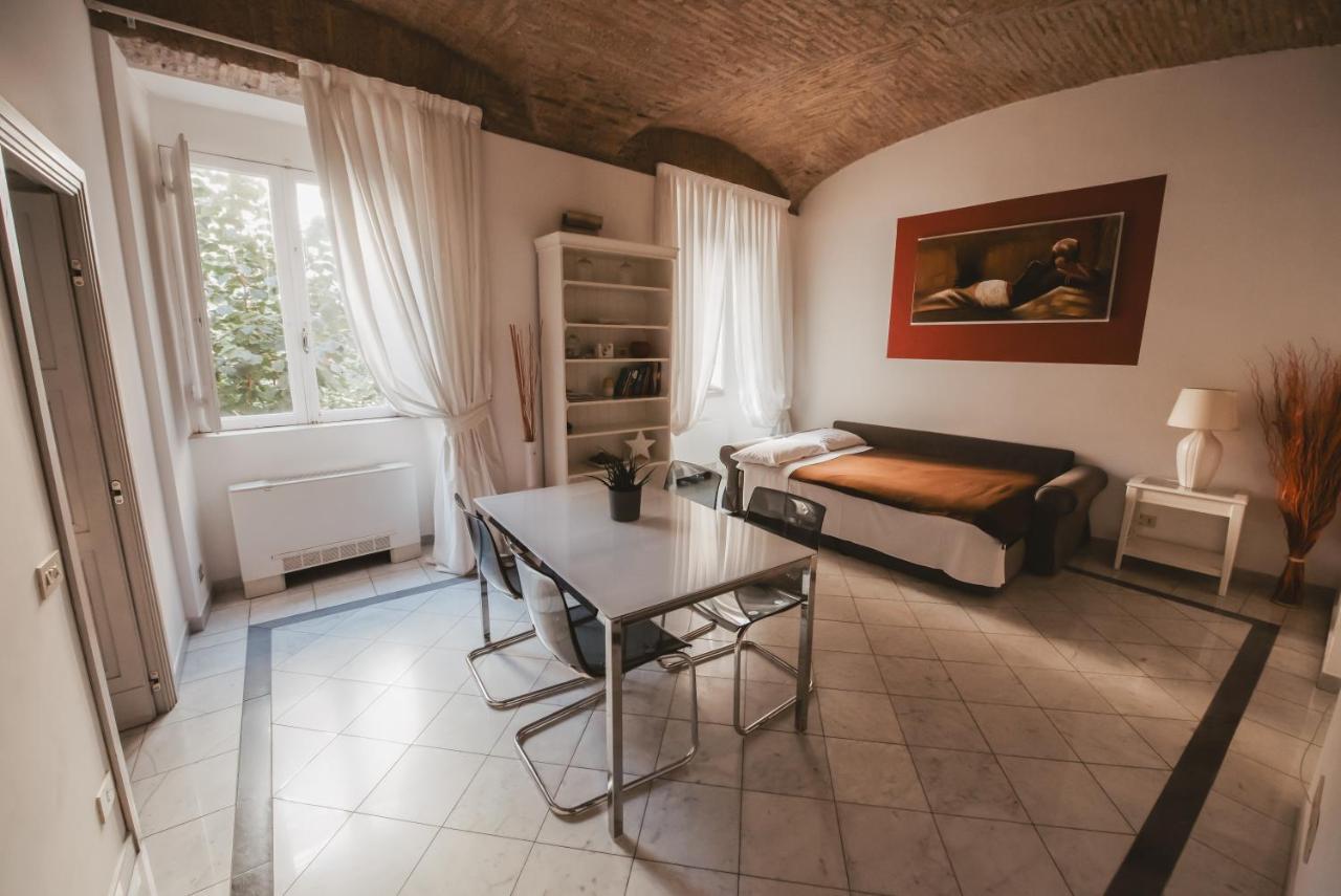 Trevi 86 Apartamento *
